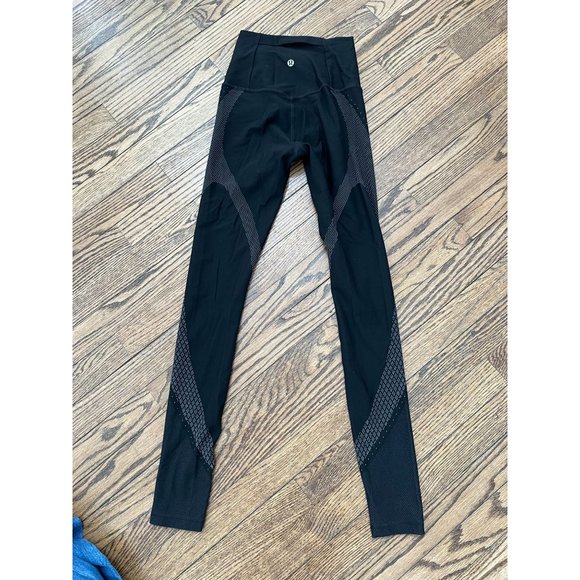 Lululemon Mapped Out High-Rise Tight 28" Black / Glacier Grey Size 4 - Picture 7 of 7